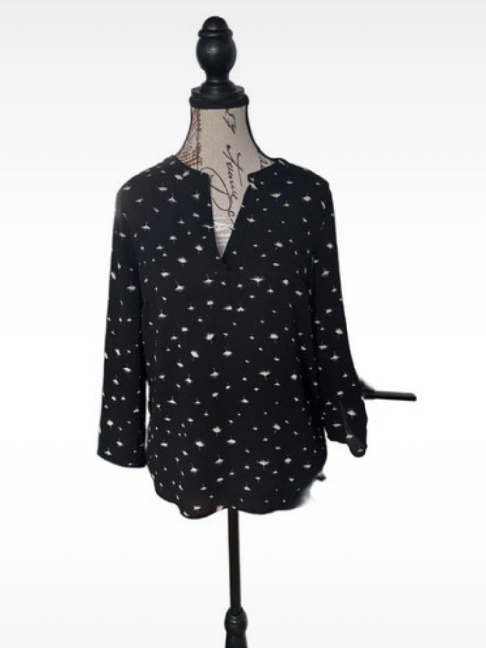 Daniel Rainn Black Printed V-Neck Long Sleeve Women's Top, S
